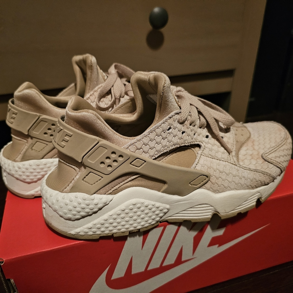 Nike Huarache Snake Print